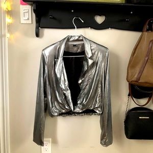 Silver Collared Shrug